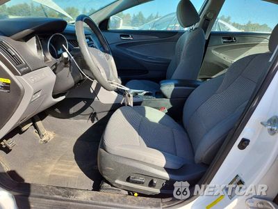 Zdjęcie 7 z 13 samochodu: 2014 HYUNDAI SONATA GLS VIN:5NPEB4AC3EH892674 - miniatura