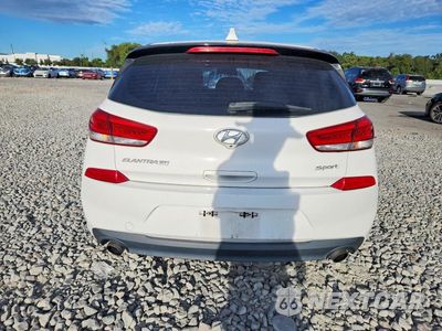 Zdjęcie 6 z 12 samochodu: 2018 HYUNDAI ELANTRA GT SPORT VIN:KMHH55LCXJU035822 - miniatura