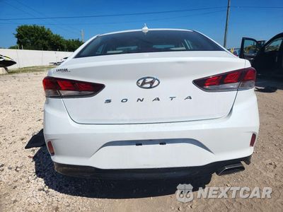 Zdjęcie 6 z 12 samochodu: 2019 HYUNDAI SONATA SE VIN:5NPE24AF2KH742903 - miniatura