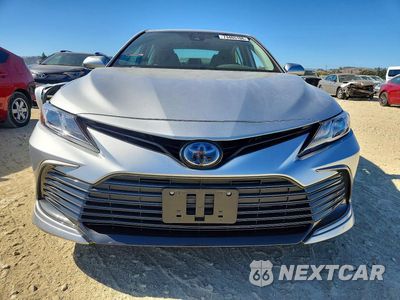 Piąte zdjęcie samochodu w środku: 2023 TOYOTA CAMRY LE VIN:4T1C31AK4PU601775 - miniatura
