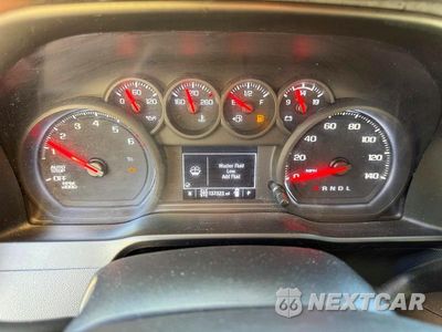 Zdjęcie 8 z 12 samochodu: 2021 CHEVROLET SILVERADO K1500 CUSTOM VIN:1GCPYBEK5MZ415653 - miniatura