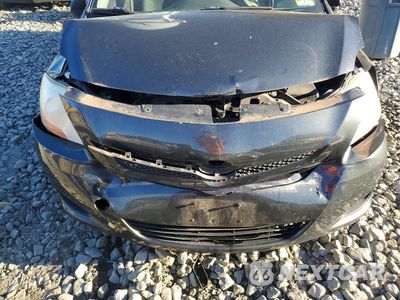 Zdjęcie 11 z 12 samochodu: 2007 TOYOTA YARIS BASE VIN:JTDBT923271153897 - miniatura