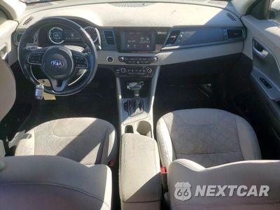 Zdjęcie 8 z 13 samochodu: 2019 KIA NIRO LX VIN:KNDCM3LD9K5351173 - miniatura