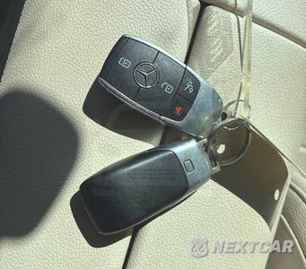 Zdjęcie 14 z 14 samochodu: 2021 MERCEDES-BENZ GLE 350 4MATIC VIN:4JGFB4KB1MA309613 - miniatura