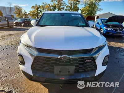 Piąte zdjęcie samochodu w środku: 2019 CHEVROLET BLAZER RS VIN:3GNKBJRS6KS682933 - miniatura