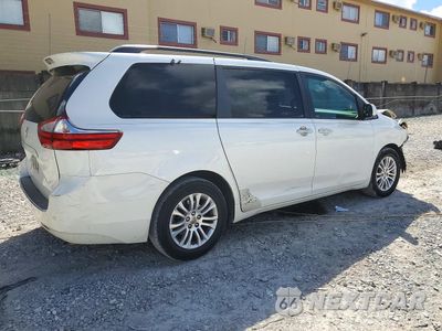 Trzecie zdjęcie samochodu z tyłu: 2015 TOYOTA SIENNA XLE PREMIUM 8-PASSENGER VIN:5TDYK3DC0FS661083 - miniatura