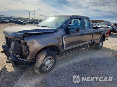2023 FORD F350 SUPER DUTY 1FT8X3AA6PED85083 - główne zdjęcie licytacji z USA - miniatura