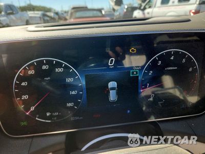 Zdjęcie 9 z 13 samochodu: 2023 MERCEDES-BENZ GLC 300 4MATIC VIN:W1NKM4HB1PU021722 - miniatura