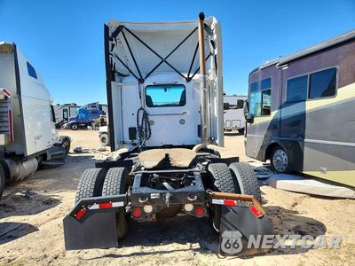 Zdjęcie 6 z 12 samochodu: 2019 PETERBILT 579 SEMI TRUCK VIN:1XPBA48X6KD622207 - miniatura