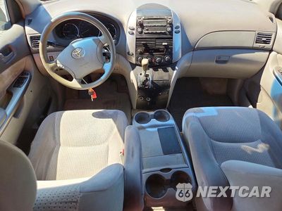 Zdjęcie 8 z 12 samochodu: 2007 TOYOTA SIENNA LE 7-PASSENGER VIN:5TDZK23C47S036235 - miniatura