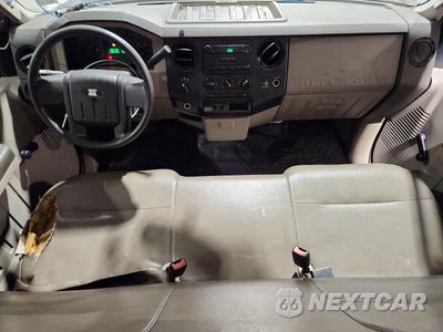Zdjęcie 8 z 12 samochodu: 2008 FORD F250 SUPER DUTY VIN:1FTSX21R58EB60256 - miniatura