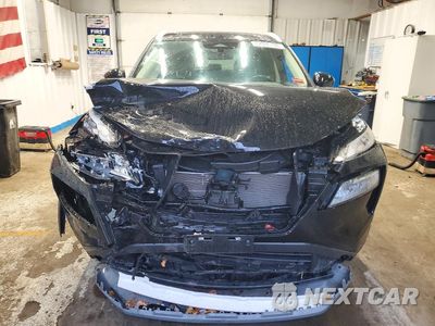 Piąte zdjęcie samochodu w środku: 2023 NISSAN ROGUE SV VIN:JN8BT3BB7PW493574 - miniatura
