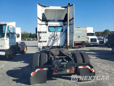 Zdjęcie 6 z 13 samochodu: 2018 VOLVO VNL SEMI TRUCK VIN:4V4N39TG6JN892435 - miniatura