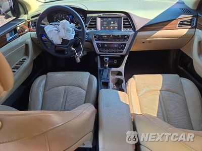 Zdjęcie 8 z 13 samochodu: 2017 HYUNDAI SONATA LIMITED VIN:5NPE34AF2HH482637 - miniatura