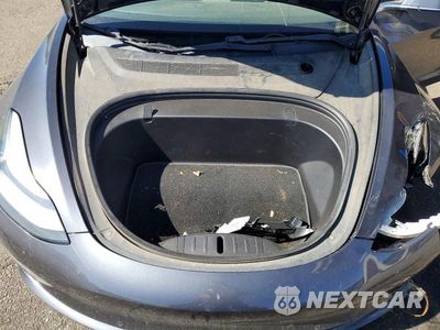 Zdjęcie 11 z 13 samochodu: 2018 TESLA MODEL 3 VIN:5YJ3E1EB6JF119365 - miniatura