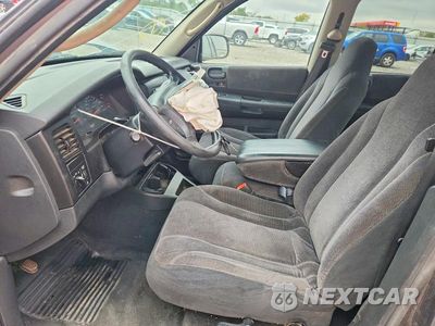 Zdjęcie 7 z 12 samochodu: 2002 DODGE DAKOTA QUAD SPORT VIN:1B7HL38X32S723409 - miniatura