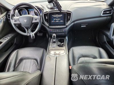 Zdjęcie 8 z 12 samochodu: 2017 MASERATI GHIBLI S VIN:ZAM57RSA0H1226293 - miniatura
