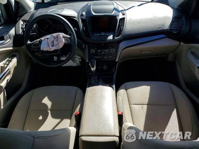 Zdjęcie 8 z 13 samochodu: 2019 FORD ESCAPE SE VIN:1FMCU9GD1KUB90445 - miniatura