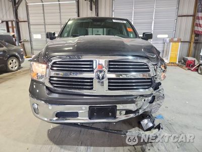 Piąte zdjęcie samochodu w środku: 2017 RAM 1500 SLT VIN:1C6RR7LM5HS875196 - miniatura