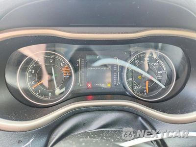 Zdjęcie 9 z 12 samochodu: 2017 JEEP CHEROKEE LATITUDE VIN:1C4PJMCBXHW571231 - miniatura