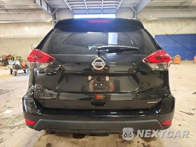 Zdjęcie 6 z 14 samochodu: 2018 NISSAN ROGUE SV VIN:5N1AT2MT6JC762871 - miniatura