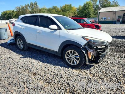 Czwarte zdjęcie samochodu z boku: 2017 HYUNDAI TUCSON SE VIN:KM8J23A40HU502623 - miniatura