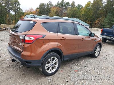 Trzecie zdjęcie samochodu z tyłu: 2017 FORD ESCAPE SE VIN:1FMCU9GD4HUA51869 - miniatura