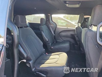 Zdjęcie 11 z 13 samochodu: 2019 CHRYSLER PACIFICA TOURING PLUS VIN:2C4RC1FG0KR574650 - miniatura