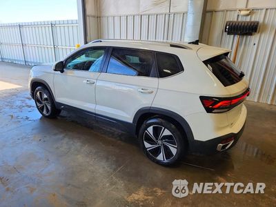 Drugie zdjęcie samochodu z przodu: 2025 VOLKSWAGEN TAOS SE VIN:3VVUC7B21SM045479 - miniatura