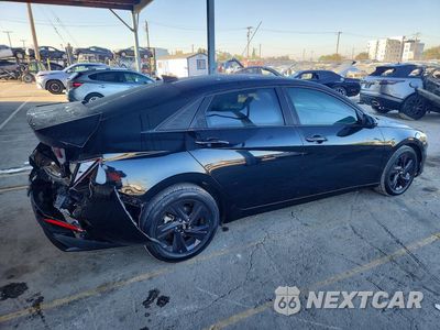 Trzecie zdjęcie samochodu z tyłu: 2022 HYUNDAI ELANTRA SEL VIN:5NPLM4AG3NH070848 - miniatura
