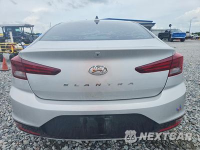 Zdjęcie 6 z 12 samochodu: 2019 HYUNDAI ELANTRA VALUE EDITION VIN:5NPD84LF7KH456522 - miniatura