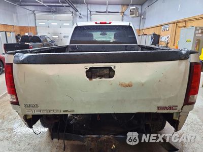 Zdjęcie 6 z 12 samochodu: 2011 GMC SIERRA K2500 SLE VIN:1GT120CGXBF248053 - miniatura