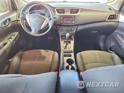 Zdjęcie 8 z 12 samochodu: 2016 NISSAN SENTRA S VIN:3N1AB7AP4GY279460 - miniatura