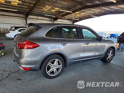 Trzecie zdjęcie samochodu z tyłu: 2012 PORSCHE CAYENNE S VIN:WP1AB2A2XCLA40193 - miniatura