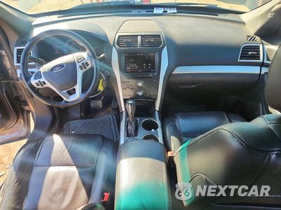 Zdjęcie 8 z 12 samochodu: 2013 FORD EXPLORER XLT VIN:1FM5K8D84DGB76279 - miniatura
