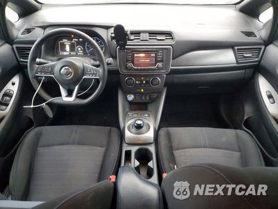 Zdjęcie 8 z 12 samochodu: 2018 NISSAN LEAF S VIN:1N4AZ1CP8JC306457 - miniatura