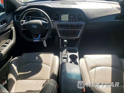 Zdjęcie 8 z 12 samochodu: 2015 HYUNDAI SONATA SPORT 2.0T VIN:5NPE34AB4FH065451 - miniatura