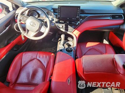 Zdjęcie 8 z 12 samochodu: 2022 TOYOTA CAMRY XSE VIN:4T1K31AK6NU034588 - miniatura