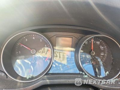 Zdjęcie 9 z 12 samochodu: 2017 VOLKSWAGEN PASSAT SE VIN:1VWGT7A3XHC027723 - miniatura
