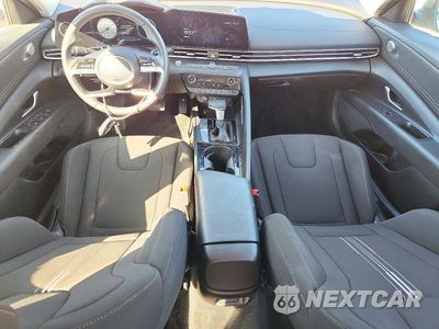 Zdjęcie 8 z 12 samochodu: 2025 HYUNDAI ELANTRA SEL VIN:KMHLS4DG9SU879883 - miniatura