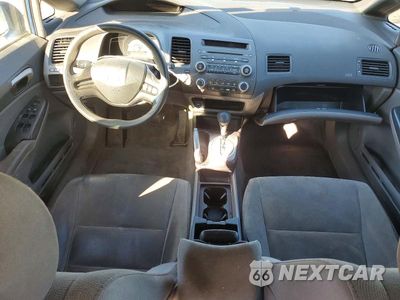Zdjęcie 8 z 12 samochodu: 2006 HONDA CIVIC LX VIN:1HGFA16556L135323 - miniatura