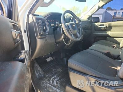 Zdjęcie 8 z 12 samochodu: 2019 CHEVROLET SILVERADO K1500 VIN:3GCNYAEH5KG311571 - miniatura
