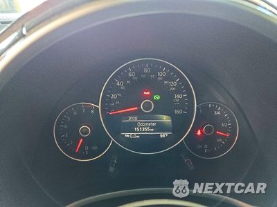 Zdjęcie 9 z 12 samochodu: 2012 VOLKSWAGEN BEETLE TURBO VIN:3VWVA7AT9CM642686 - miniatura