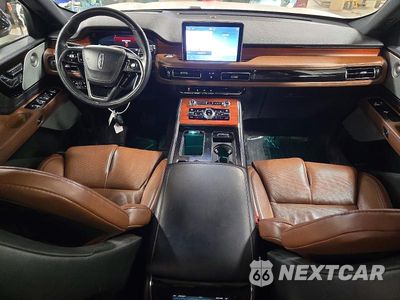 Zdjęcie 8 z 13 samochodu: 2020 LINCOLN AVIATOR RESERVE VIN:5LM5J7XC5LGL04442 - miniatura