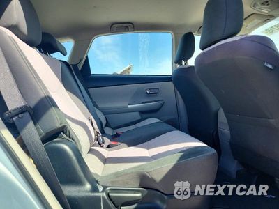 Zdjęcie 10 z 12 samochodu: 2015 TOYOTA PRIUS V TWO VIN:JTDZN3EU2FJ038564 - miniatura