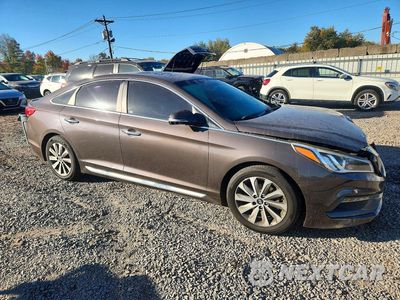 Czwarte zdjęcie samochodu z boku: 2016 HYUNDAI SONATA SPORT VIN:5NPE34AF4GH319938 - miniatura