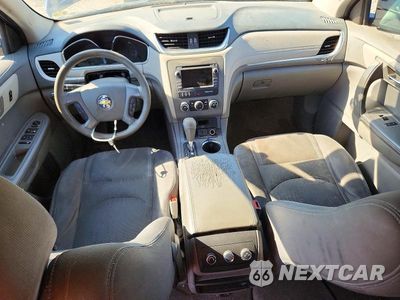 Zdjęcie 8 z 13 samochodu: 2017 CHEVROLET TRAVERSE LS VIN:1GNKRFED5HJ197290 - miniatura
