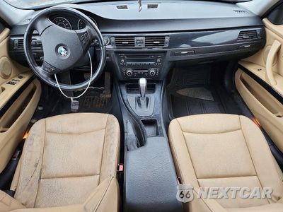 Zdjęcie 8 z 12 samochodu: 2011 BMW 328 XI VIN:WBAPK7C52BA818591 - miniatura