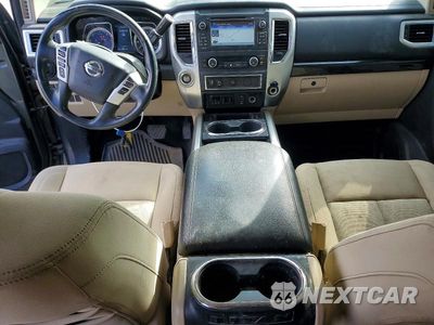 Zdjęcie 8 z 12 samochodu: 2016 NISSAN TITAN XD SV VIN:1N6BA1F25GN502047 - miniatura