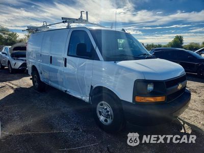 Czwarte zdjęcie samochodu z boku: 2017 CHEVROLET EXPRESS G2500 VIN:1GCWGAFF4H1345383 - miniatura